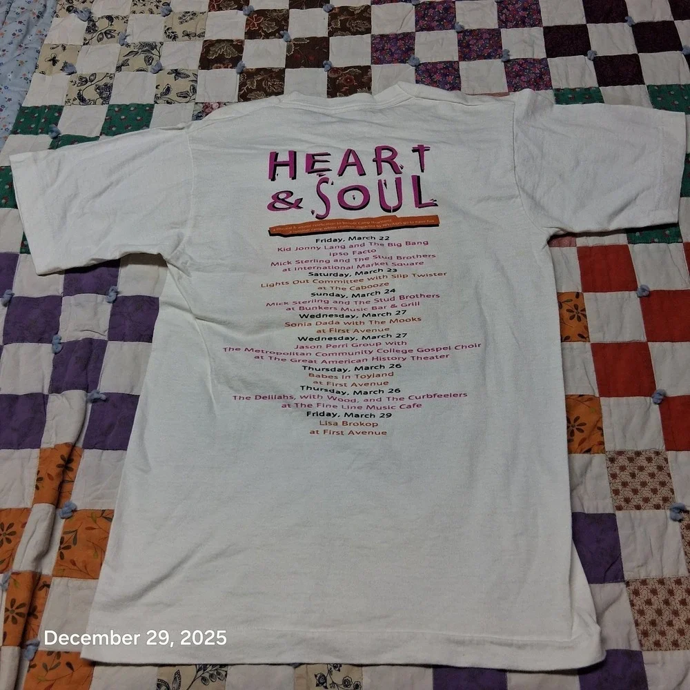 VTG MN Heart & Soul Festival T‎ Shirt Single Stitch Size Small Signed 90s